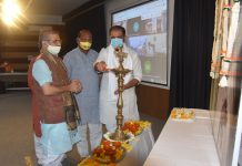 महात्मा गांधी यांच्या 151 व्या जयंतीनिमित्त दीपोत्सव