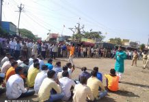 शेतकऱ्यांसाठी ‘स्वाभिमानी’चा बुलडाणा अजिंठा महामार्गावर रास्तारोको