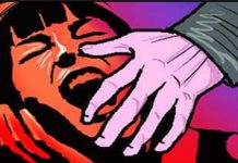 मुलीशी कुकर्म करून तिला गर्भवती करणाऱ्या नराधम बापास अटक