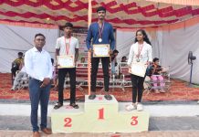 चंद्रपूर येथे झालेल्या जिल्हास्तरीय स्वीमिंग स्पर्धेत मुल येथील आदित्य प्रवीण मोहूर्ले (चिंमढा)प्रथम