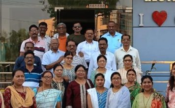 पहलगाम मध्ये अडकलेले मूल येथील 6 पर्यटक सुखरूप परतले