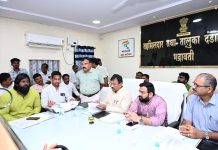 रोजगार, पिण्याचे पाणी, पर्यावरणसंरक्षणासह स्थानिकांना प्राधान्य द्या प्रकल्पग्रस्तांच्या न्यायहक्कासाठी आमदार मुनगंटीवार यांची ठाम भूमिका