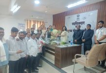 सुधीरभाऊ मुनगंटीवार यांनी मिळवून दिलेल्या जास्तीच्या सिलेंडर कोट्याचे यशस्वी नियोजन भारतीय जनता पक्षाने केले तहसीलदार व पुरवठा अधिकाऱ्याचे अभिनंदन