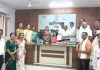 पेट्रोल-डिझेल दरवाढीविरोधात काँग्रेस आक्रमक: मूल तहसीलदारांना राष्ट्रपतींच्या नावे निवेदन
