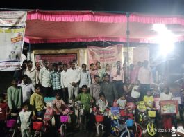 बैल पोळा व तान्हा पोळा निमित्ताने ग्रामपंचायत बेंबाळचा अभिनव उपक्रम गावातील शेतकरी व तान्ह्या बाळगोपाळांवर बक्षिसांचा वर्षाव